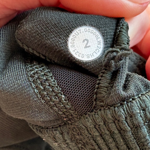 Lululemon Ribbed Train Bra *Medium Support, C/D Cups Rainforest Green size 2 - Picture 3 of 7